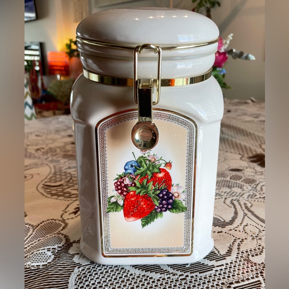Vintage Berry Cookie Jar